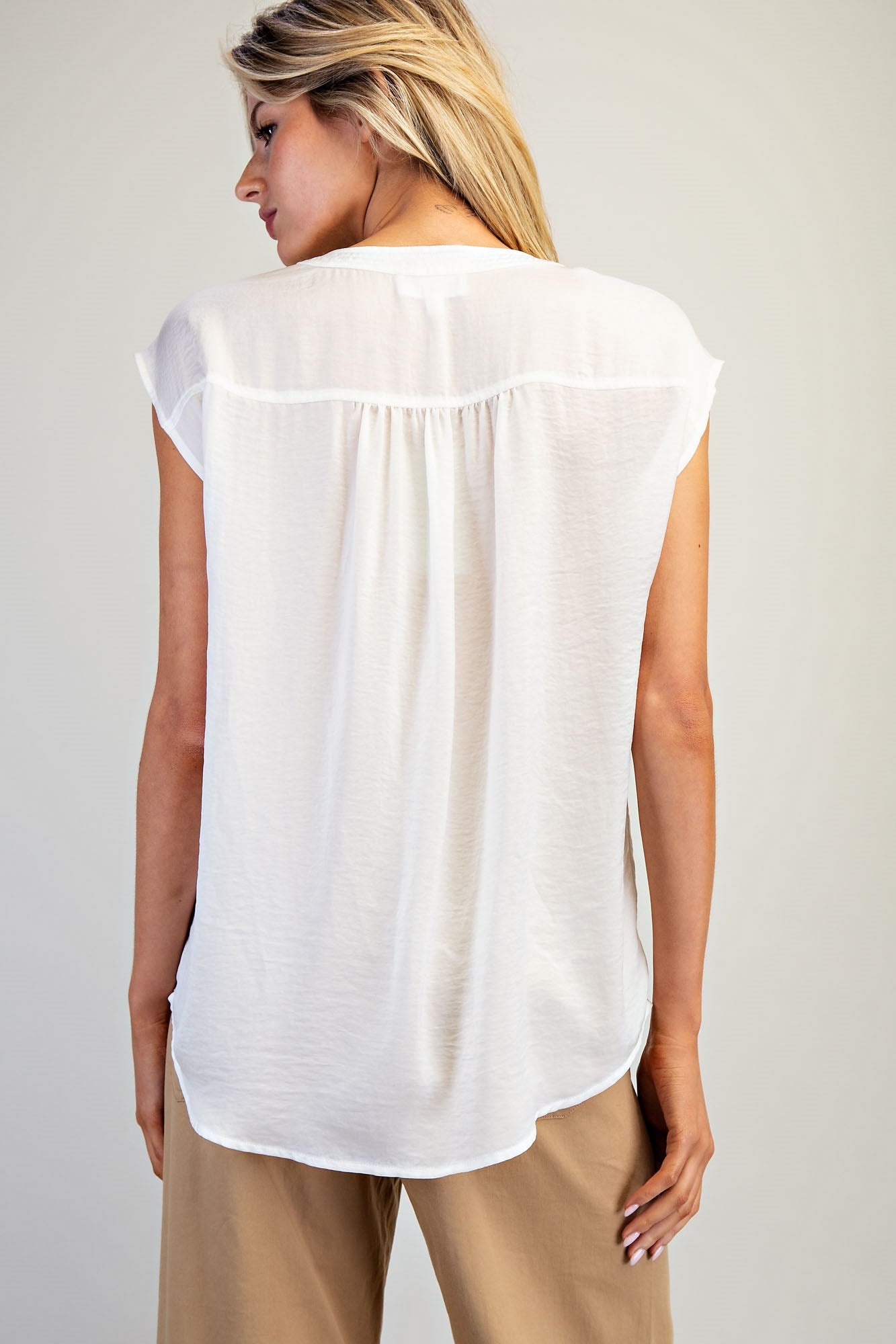 Sweet Day V-Neck