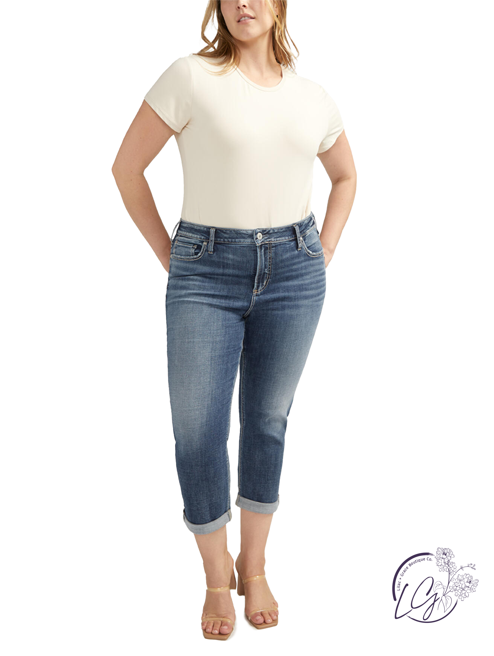 Curvy Zuri Mid Rise Luxe Stretch Capri by Silver Jeans